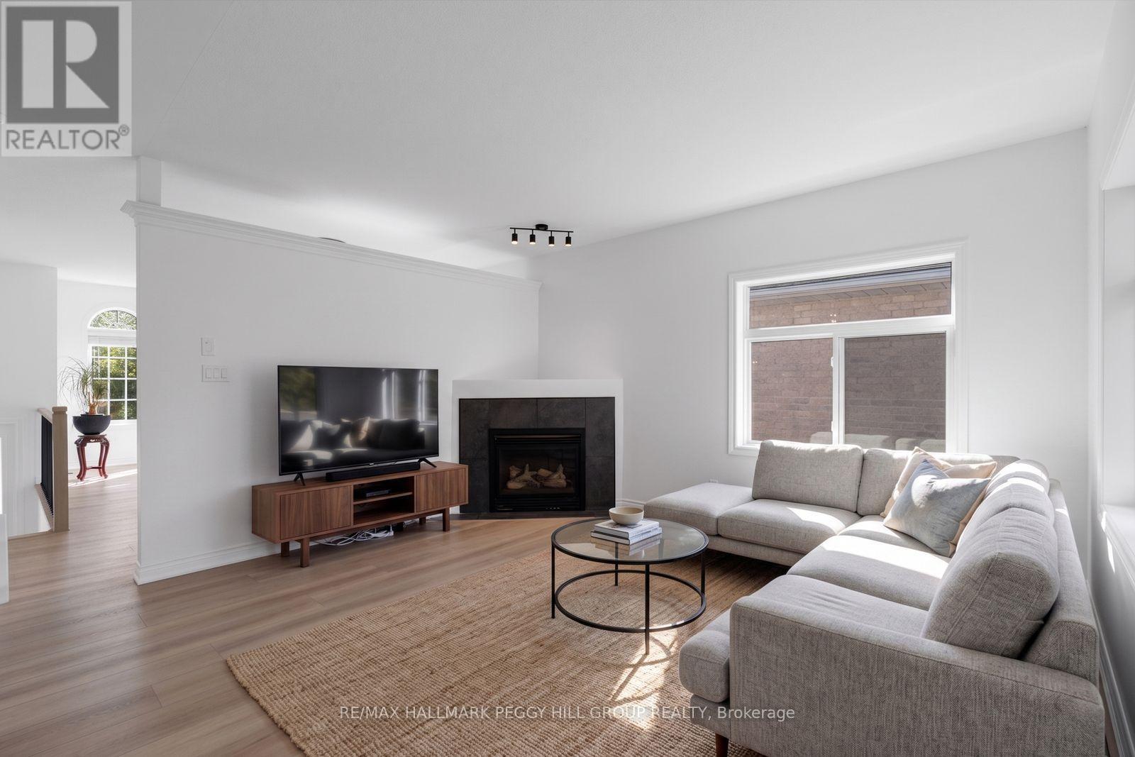186 Golden Meadow Road, Barrie, Ontario  L4N 9R6 - Photo 7 - S13175676