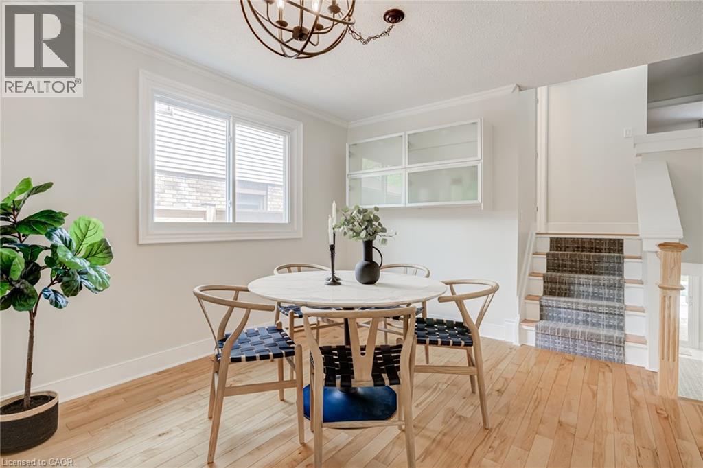 27 Bloomsbury Court, Ancaster, Ontario  L9G 4L5 - Photo 7 - 40833620