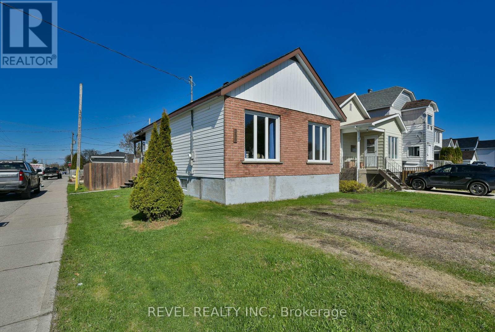 359 Tamarack Street, Timmins, Ontario  P4N 6R5 - Photo 2 - T13175828
