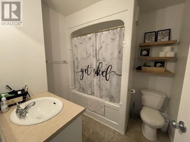 25 Casimir Ave, Dryden, Ontario  P8N 2G8 - Photo 5 - TB2601097