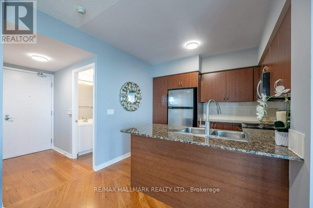 2607 - 2240 Lakeshore Boulevard W, Toronto, Ontario  M8V 0B1 - Photo 10 - W13175408