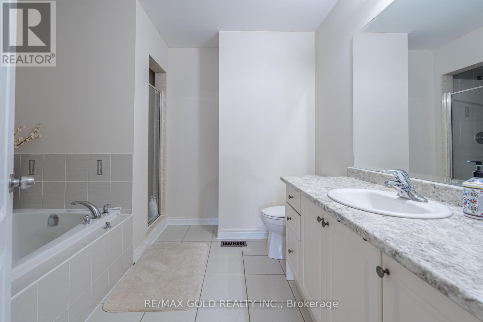 65 Villadowns Trail, Brampton, Ontario  L6R 3Y8 - Photo 19 - W13175440