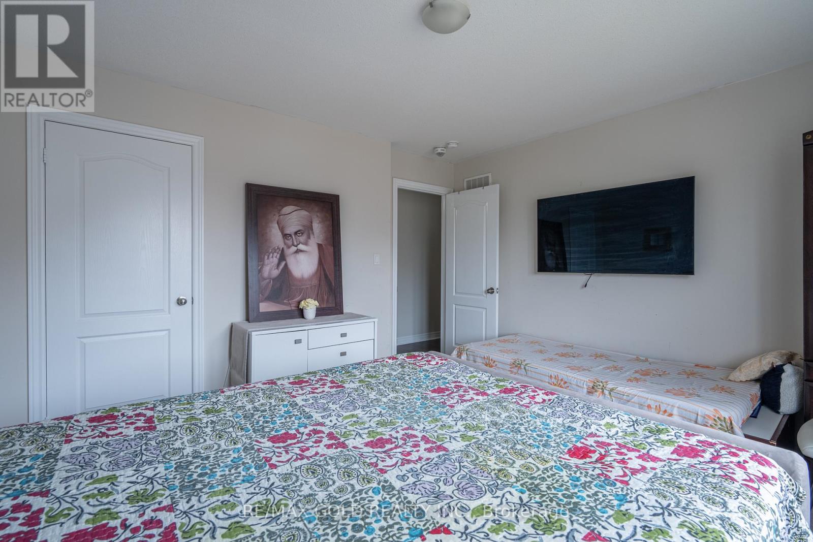 65 Villadowns Trail, Brampton, Ontario  L6R 3Y8 - Photo 25 - W13175440