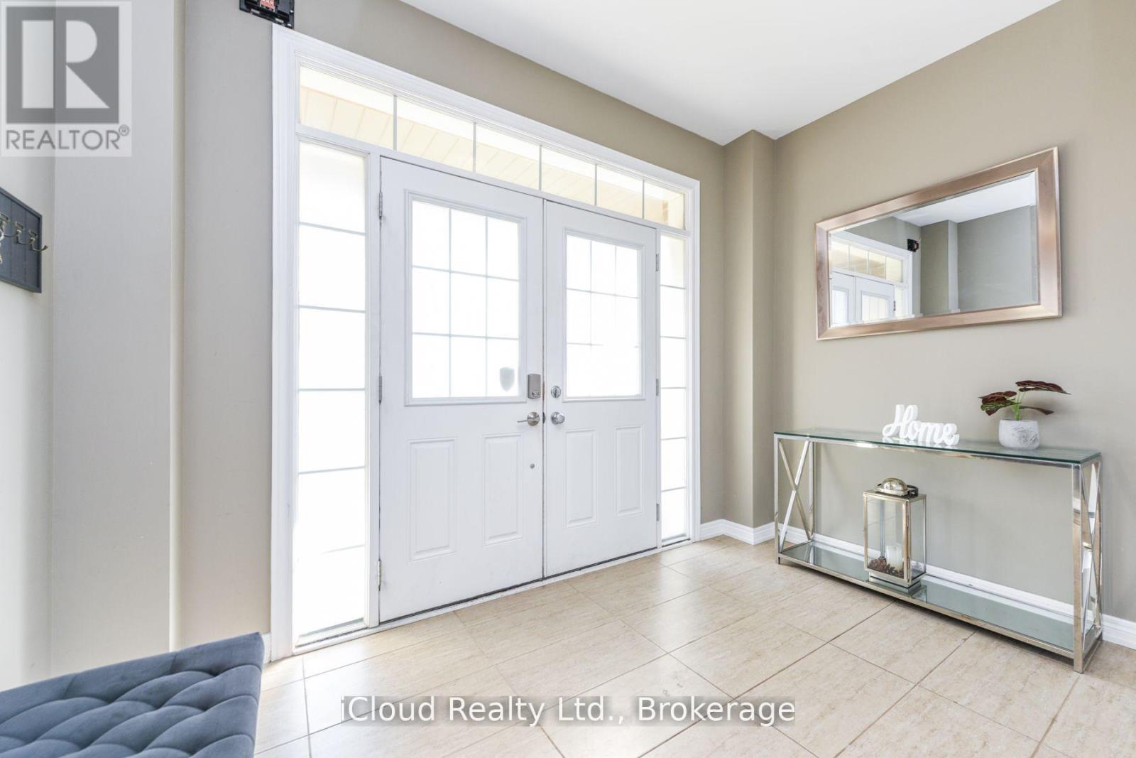 60 Valleyway Drive, Brampton, Ontario  L6X 5G1 - Photo 3 - W13175452