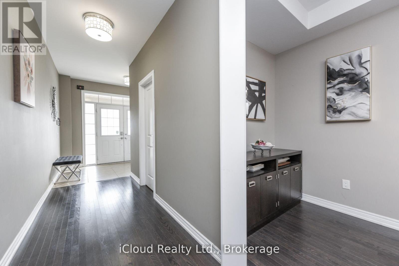 60 Valleyway Drive, Brampton, Ontario  L6X 5G1 - Photo 5 - W13175452