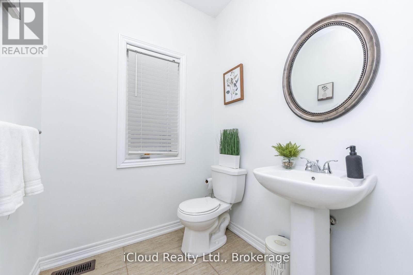 60 Valleyway Drive, Brampton, Ontario  L6X 5G1 - Photo 6 - W13175452