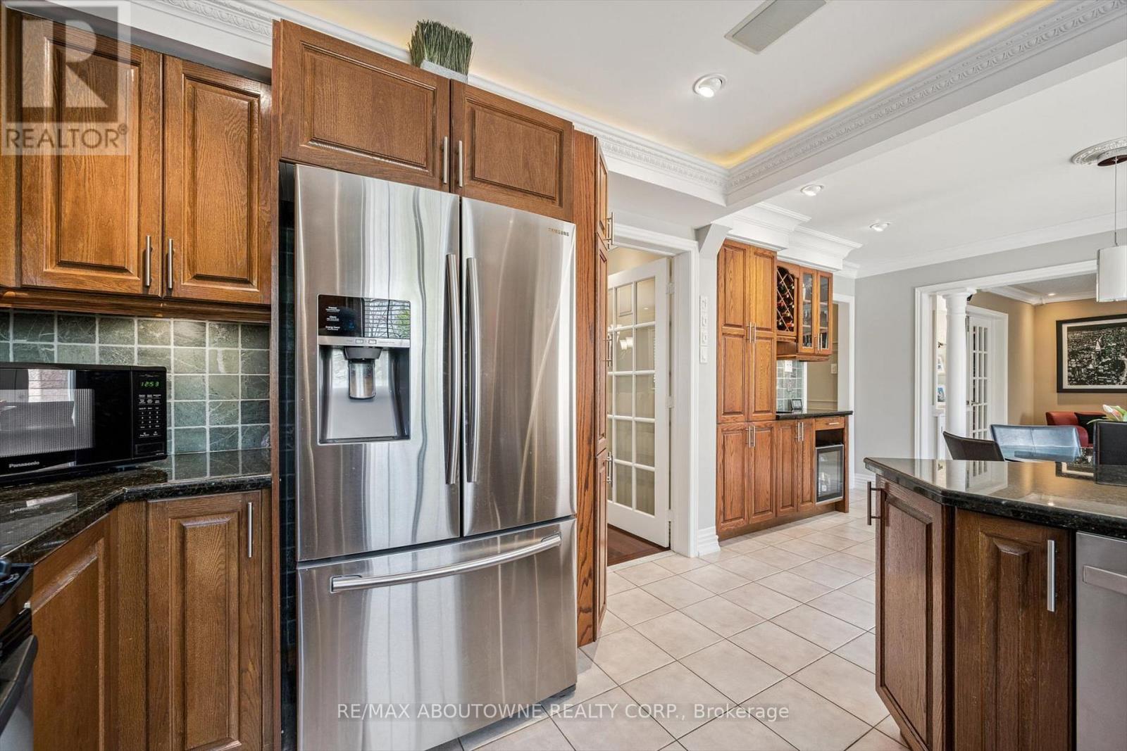 154 Howell Road, Oakville, Ontario  L6H 5Z2 - Photo 11 - W13175470