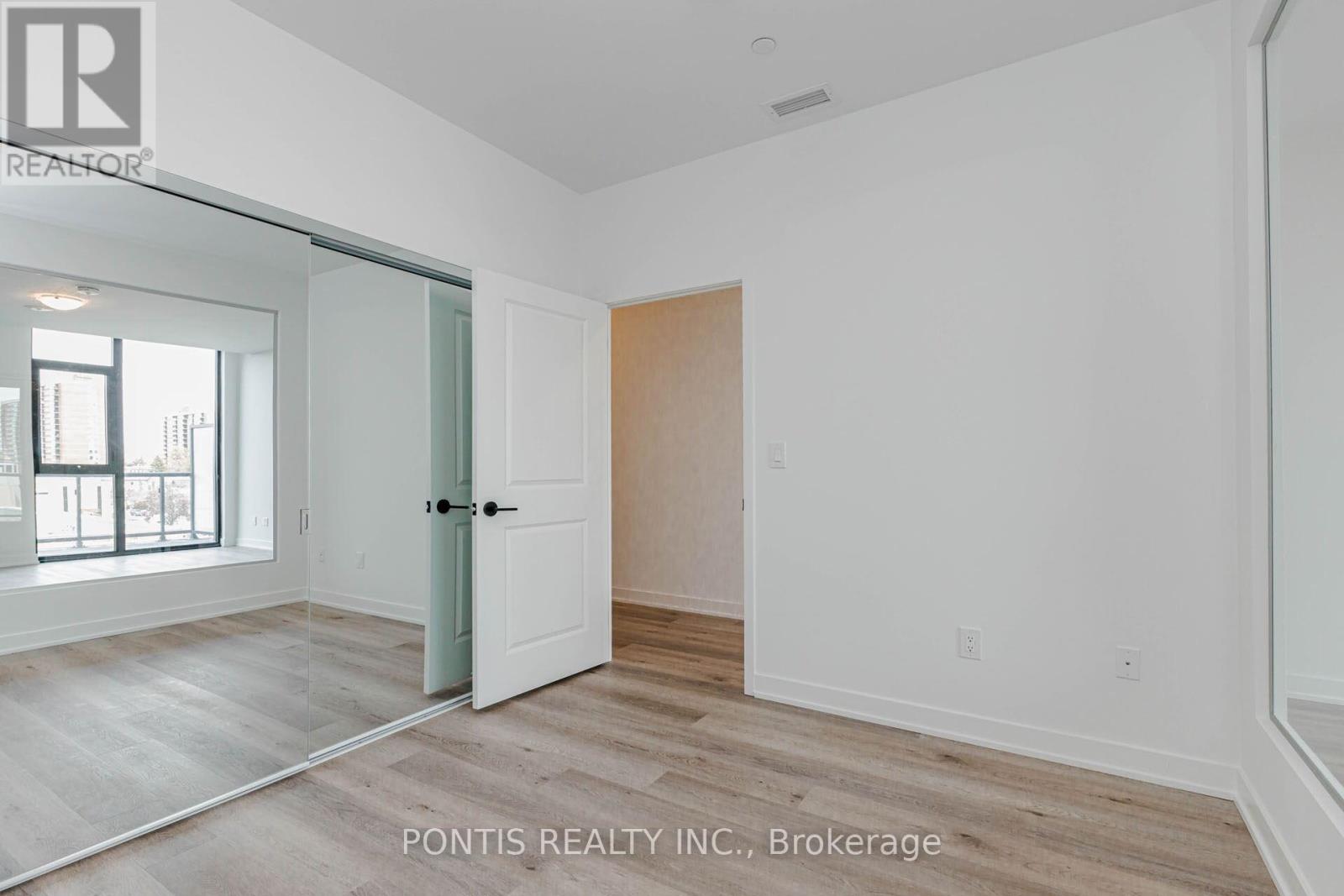 404 - 2075 Lakeshore Road, Burlington, Ontario  L7R 1E2 - Photo 18 - W13175494