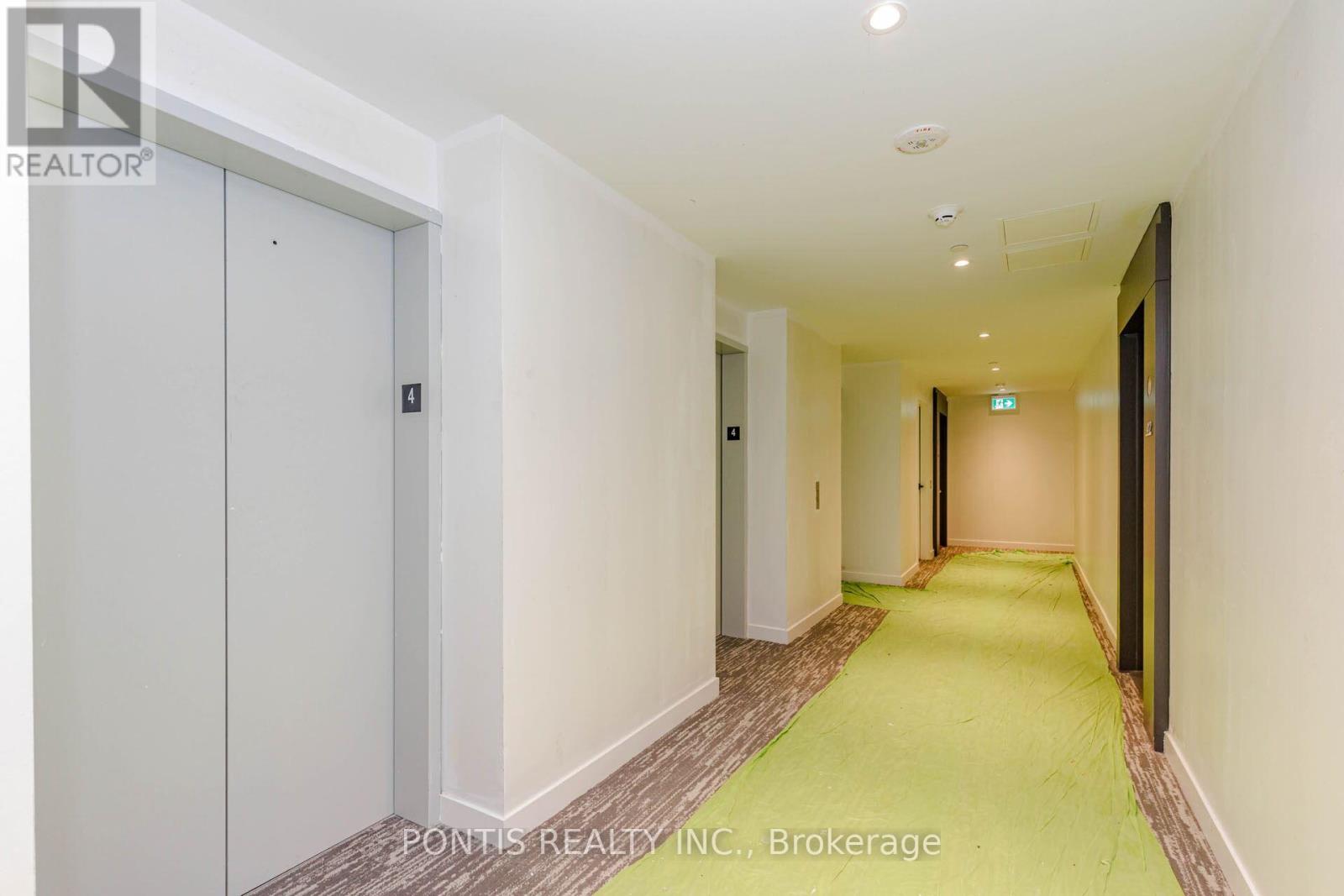 404 - 2075 Lakeshore Road, Burlington, Ontario  L7R 1E2 - Photo 6 - W13175494