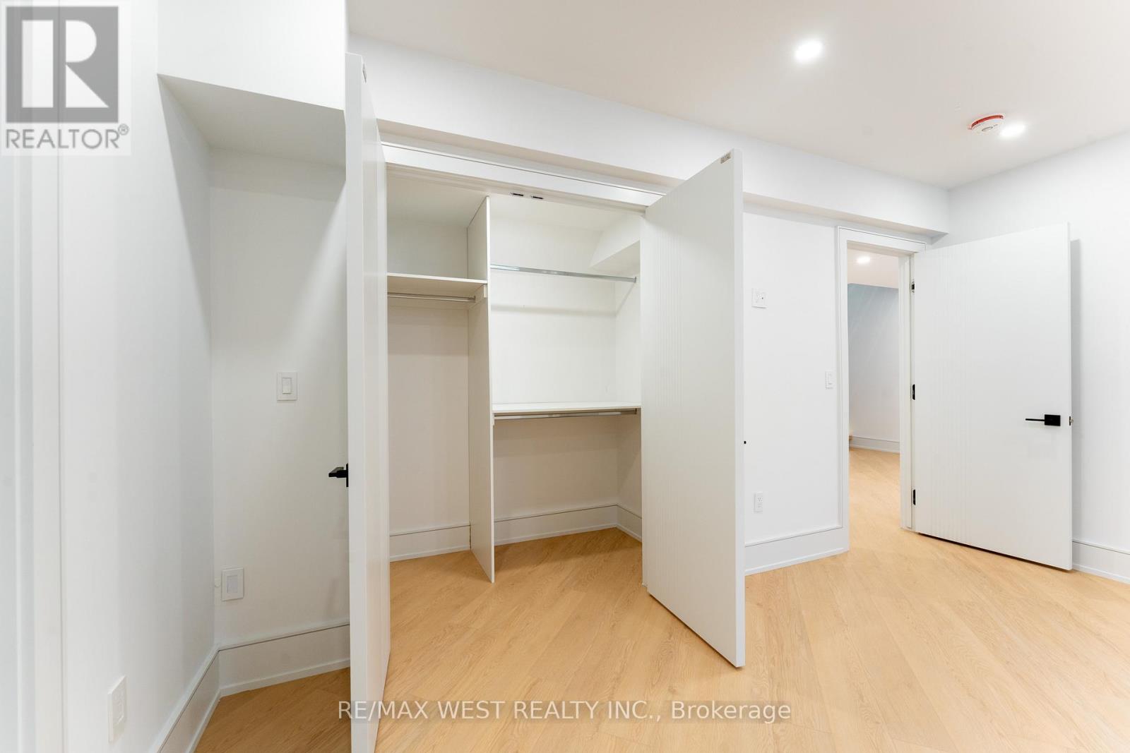 510 Wellington Crescent, Oakville, Ontario  L6L 4X5 - Photo 27 - W13175552