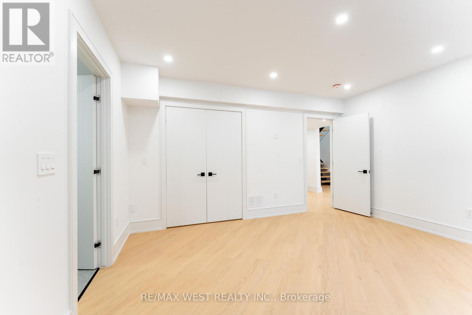 510 Wellington Crescent, Oakville, Ontario  L6L 4X5 - Photo 28 - W13175552