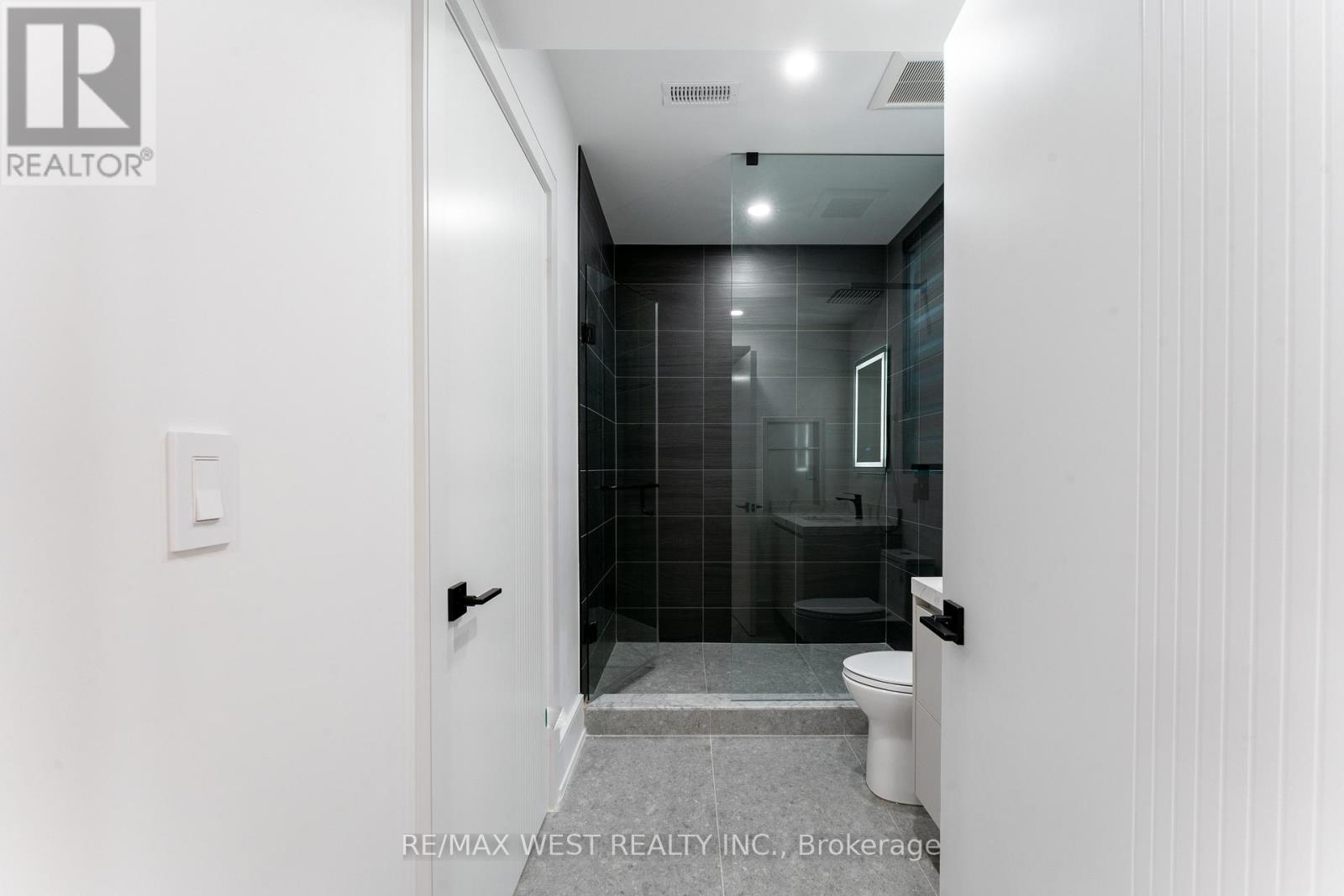 510 Wellington Crescent, Oakville, Ontario  L6L 4X5 - Photo 33 - W13175552