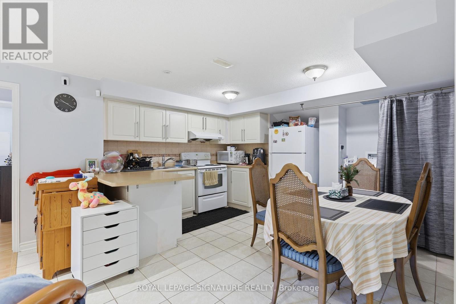 Bsmt - 3179 Polo Place, Mississauga, Ontario  L5M 6K9 - Photo 5 - W13175560