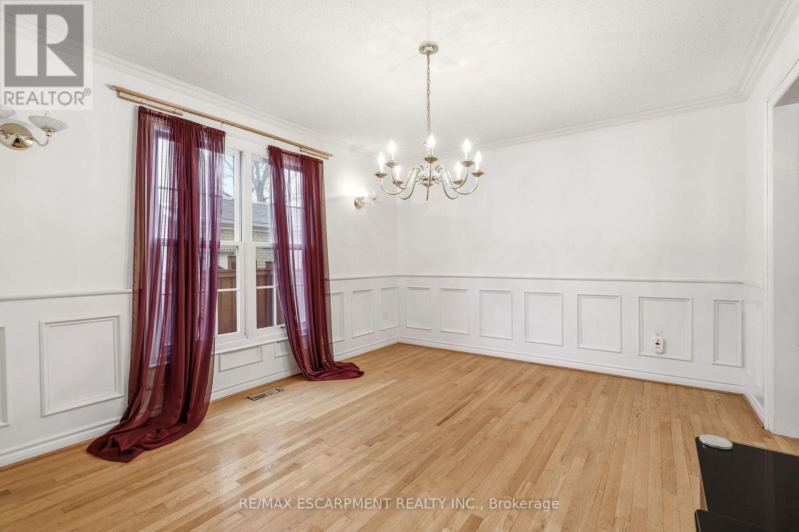 4150 Millcroft Park Drive, Burlington, Ontario  L7M 3V1 - Photo 12 - W13175564