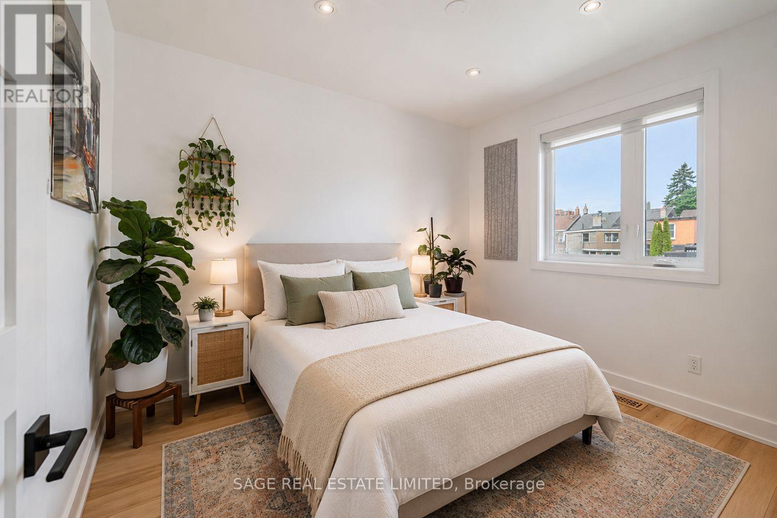 39a Uxbridge Avenue, Toronto, Ontario  M6N 2Y1 - Photo 25 - W13175604