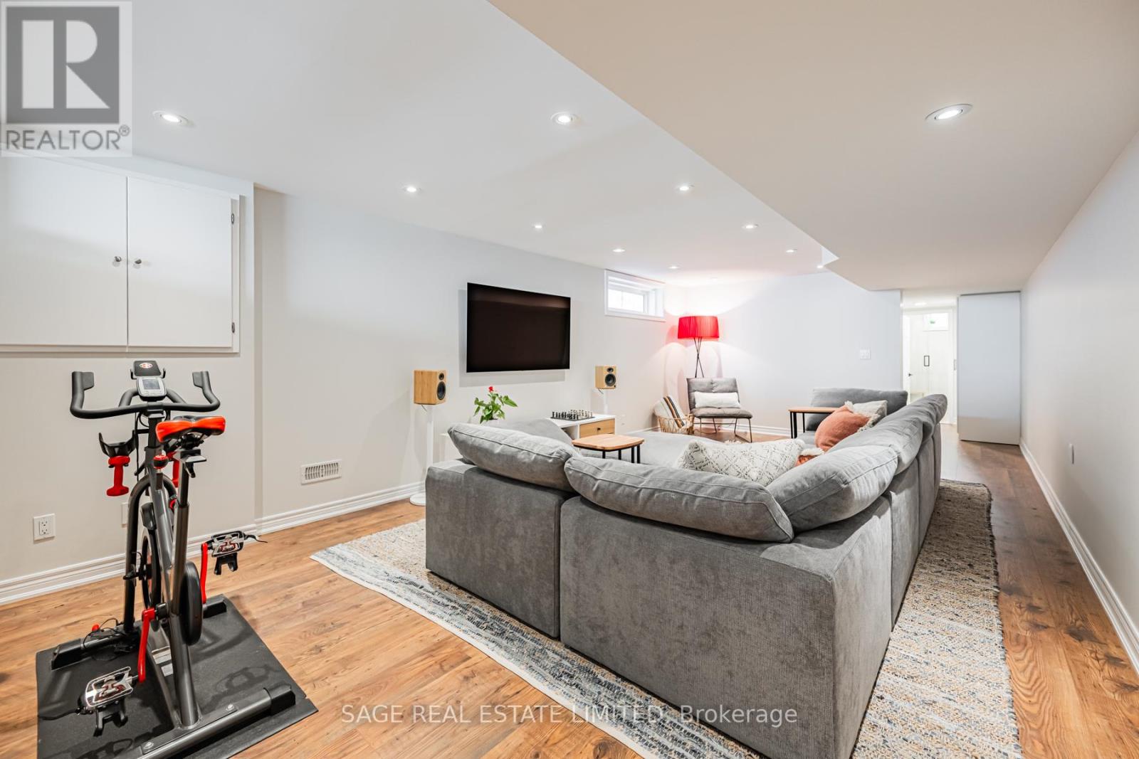 39a Uxbridge Avenue, Toronto, Ontario  M6N 2Y1 - Photo 33 - W13175604