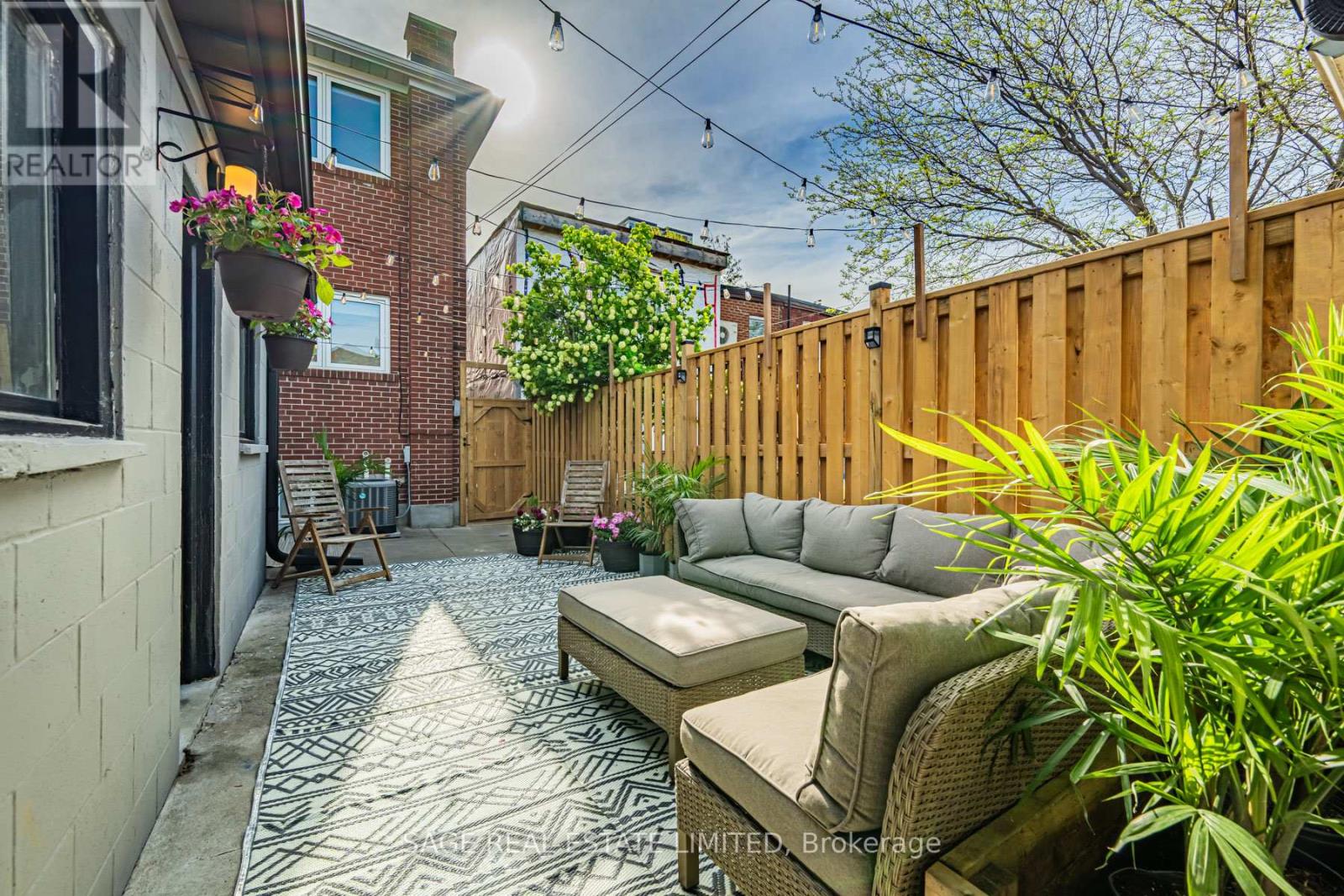 39a Uxbridge Avenue, Toronto, Ontario  M6N 2Y1 - Photo 39 - W13175604