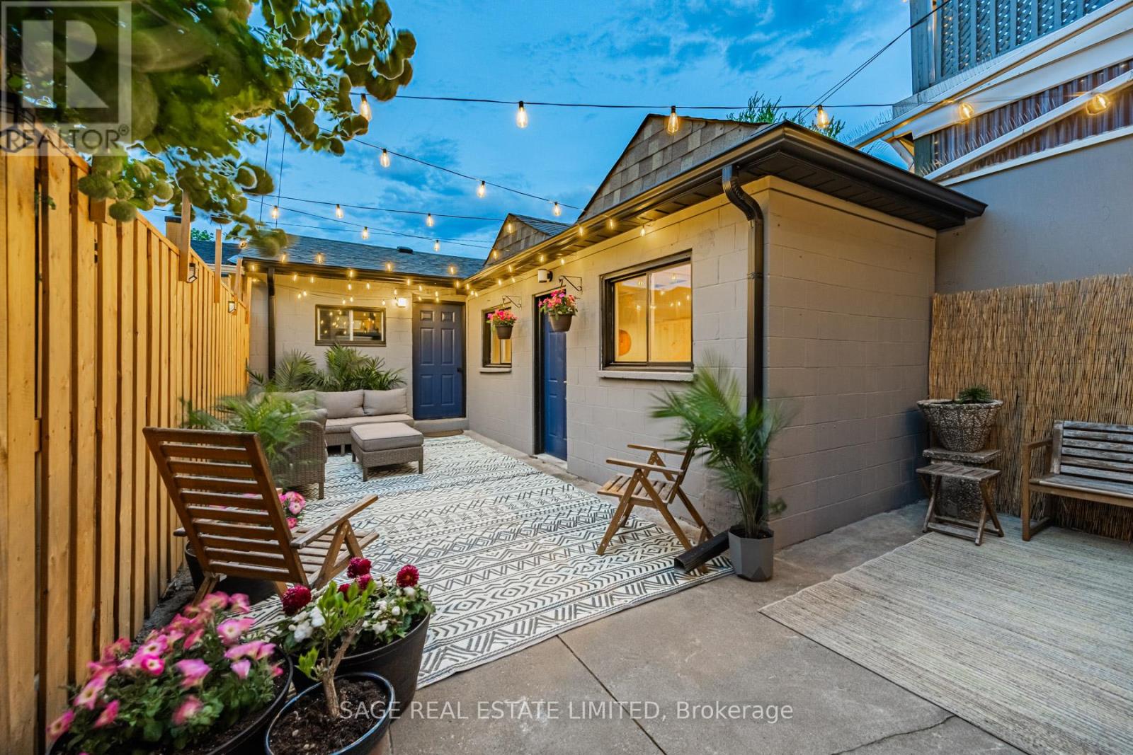 39a Uxbridge Avenue, Toronto, Ontario  M6N 2Y1 - Photo 45 - W13175604