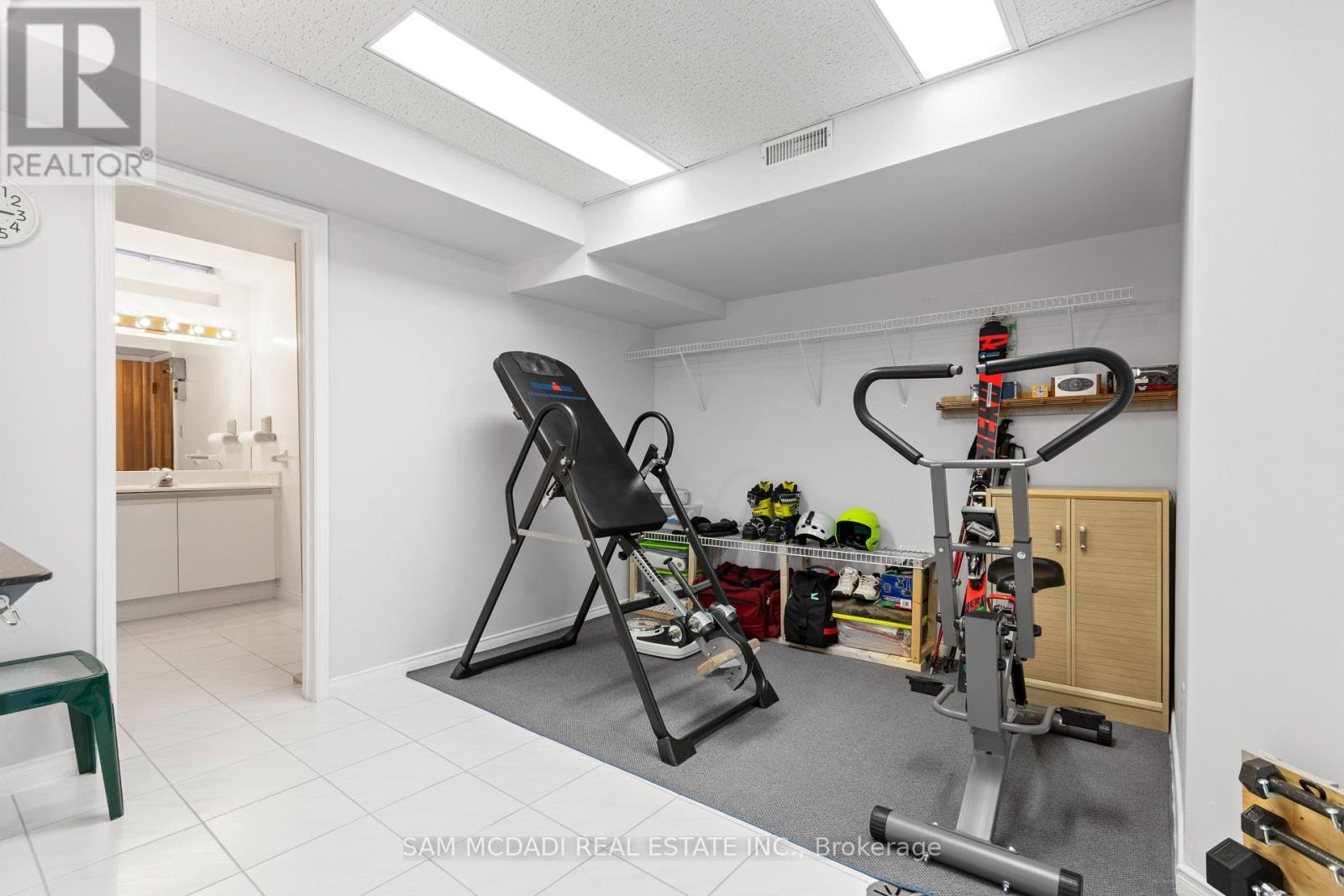 4461 Gladebrook Crescent, Mississauga, Ontario  L5V 1E4 - Photo 34 - W13175670
