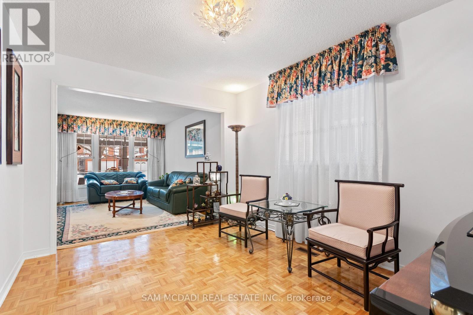 4461 Gladebrook Crescent, Mississauga, Ontario  L5V 1E4 - Photo 7 - W13175670