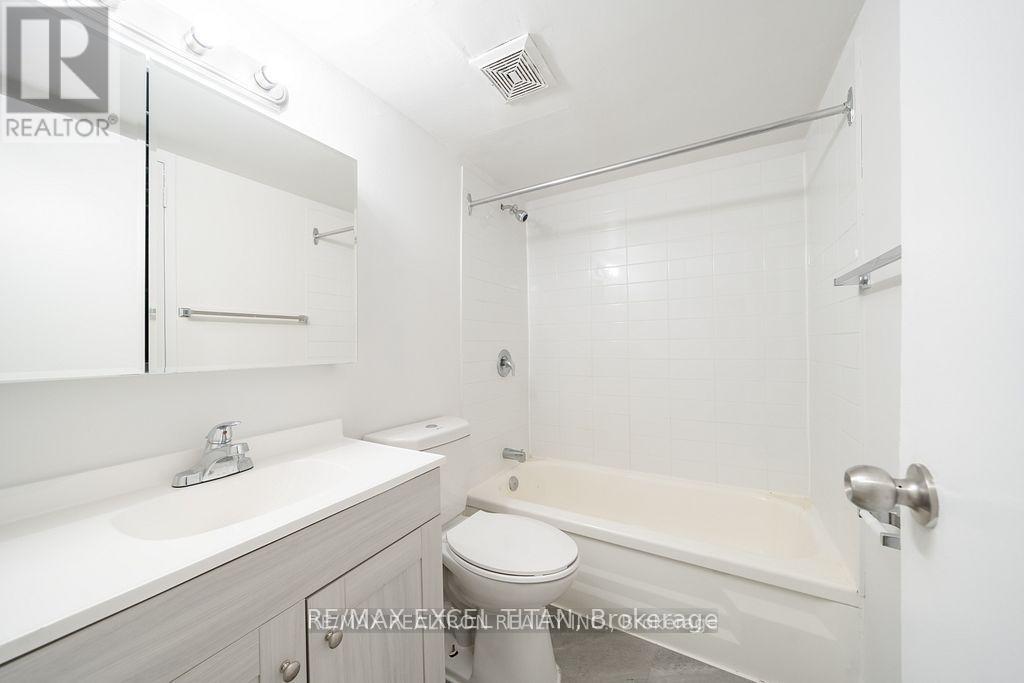 B101 - 2255 Weston Road, Toronto, Ontario  M9N 1Y5 - Photo 7 - W13175690