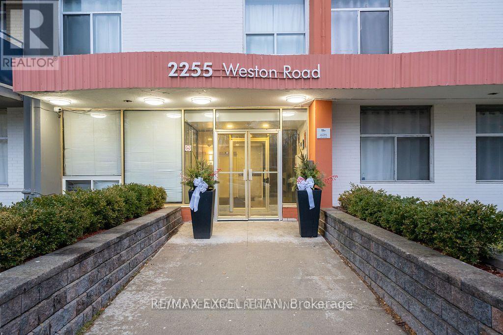 B101 - 2255 Weston Road, Toronto, Ontario  M9N 1Y5 - Photo 9 - W13175690