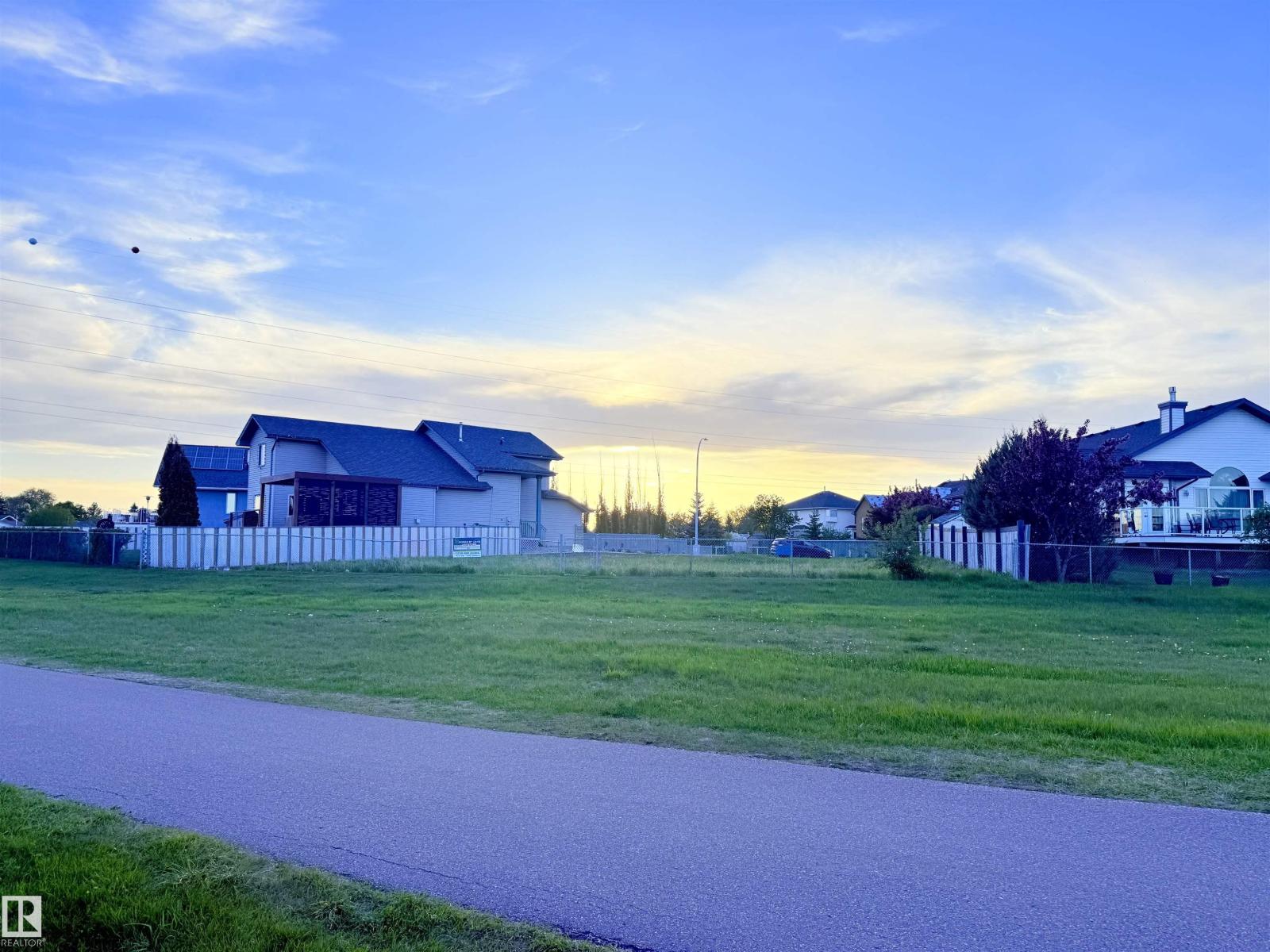 14411 16 St Nw, Edmonton, Alberta  T5Y 2Y1 - Photo 10 - E4490002