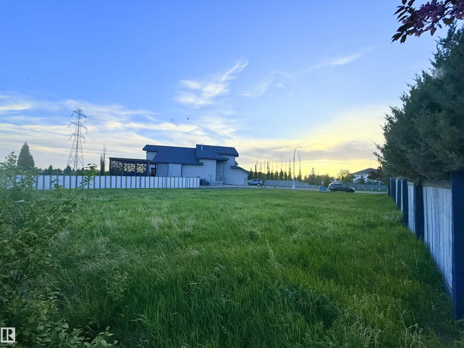 14411 16 St Nw, Edmonton, Alberta  T5Y 2Y1 - Photo 6 - E4490002