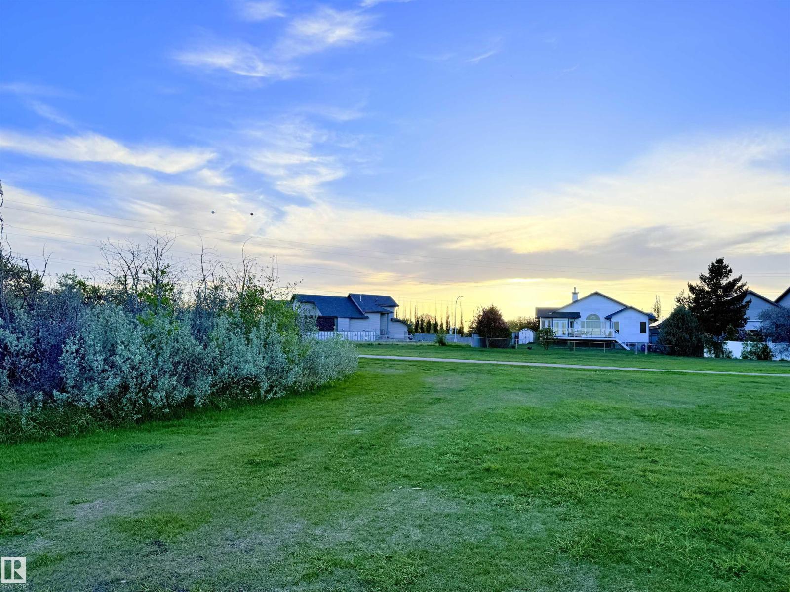 14411 16 St Nw, Edmonton, Alberta  T5Y 2Y1 - Photo 11 - E4490002