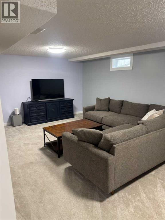 16 Woodfield Court SW, Calgary, Alberta  T2W 3W5 - Photo 23 - A2311061