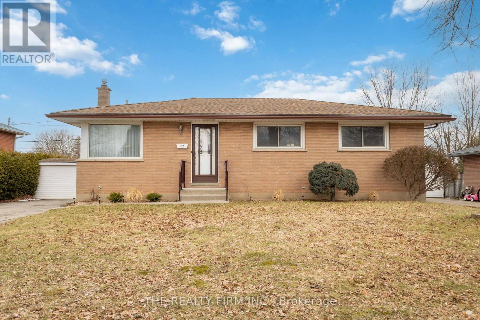 12 CURTIS AVENUE, London South, Ontario