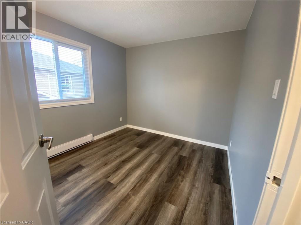 331 Northlake Drive Unit# 8, Waterloo, Ontario  N2V 1Z1 - Photo 11 - 40833722
