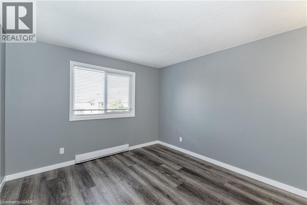 331 Northlake Drive Unit# 8, Waterloo, Ontario  N2V 1Z1 - Photo 10 - 40833722