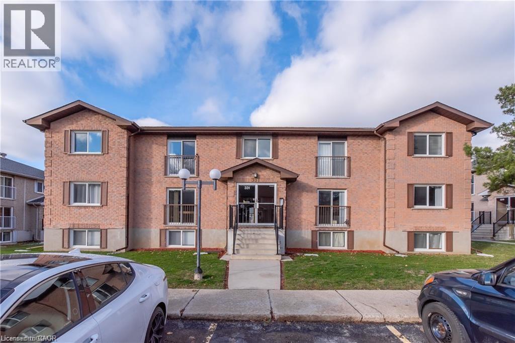 331 NORTHLAKE Drive Unit# 8, Waterloo, Ontario