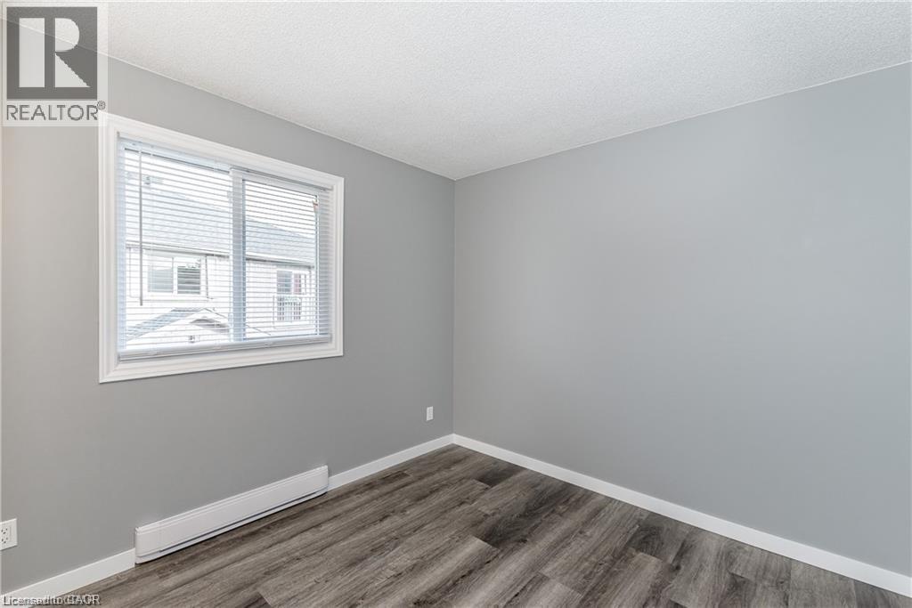 331 Northlake Drive Unit# 8, Waterloo, Ontario  N2V 1Z1 - Photo 6 - 40833722