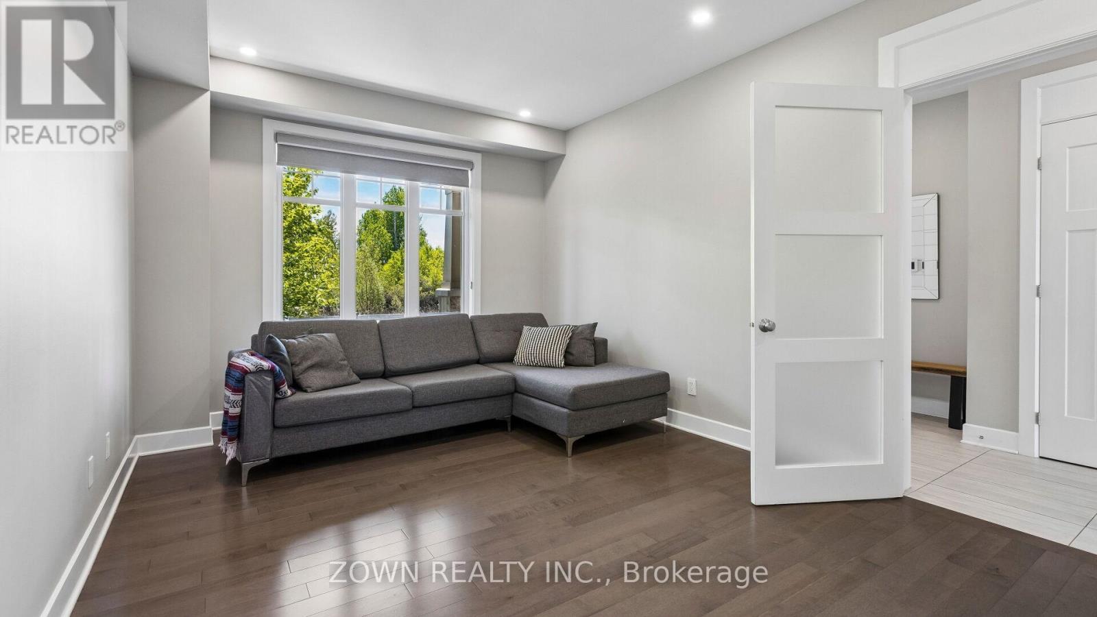 626 Sora Way, Ottawa, Ontario  K1T 0N7 - Photo 5 - X13175480