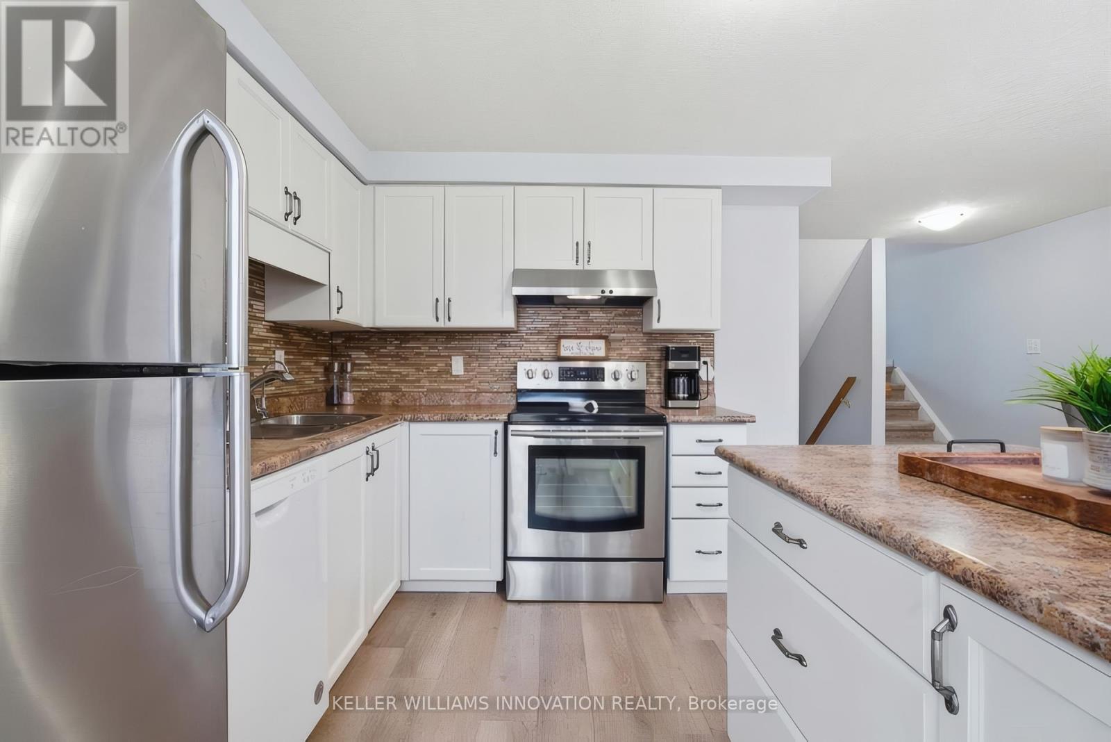 27 Madeleine Street, Kitchener, Ontario  N2R 1V5 - Photo 9 - X13175516