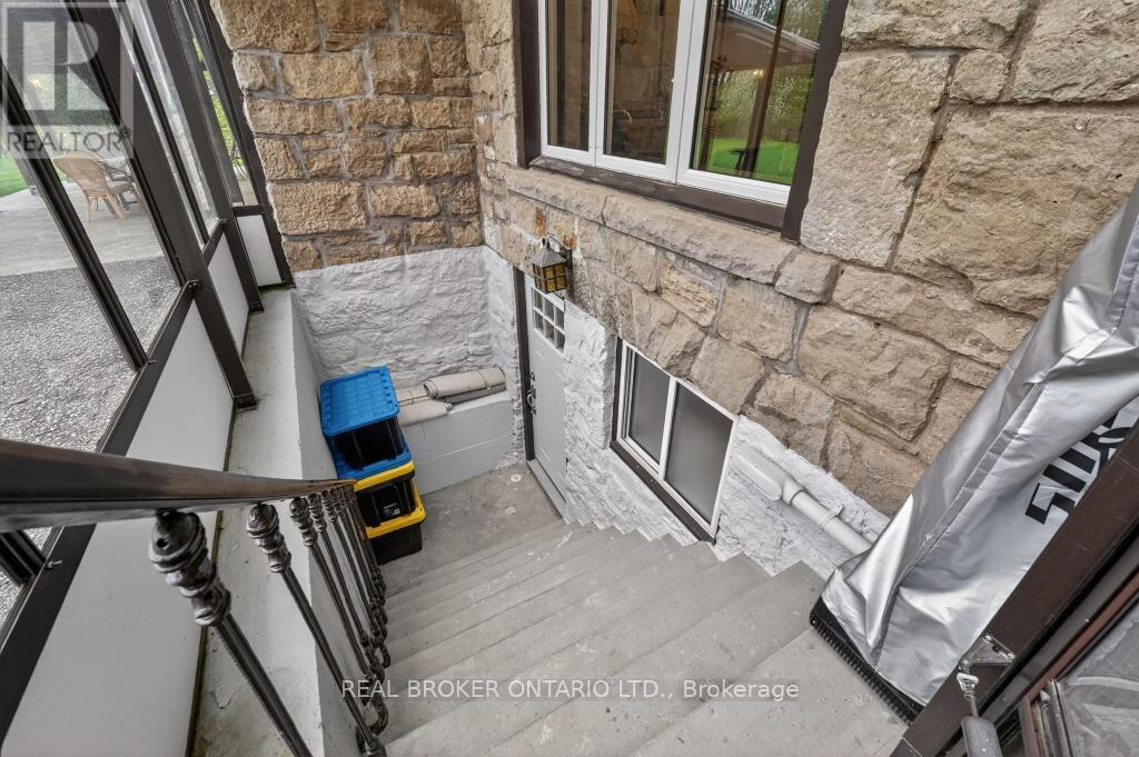 353 Sulphur Springs Road, Hamilton, Ontario  L9G 4T7 - Photo 33 - X13175622