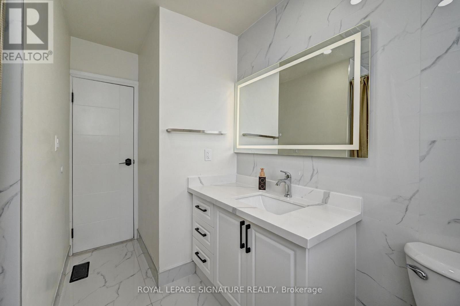 240 Stonybrook Drive, Kitchener, Ontario  N2M 4M1 - Photo 34 - X13175642