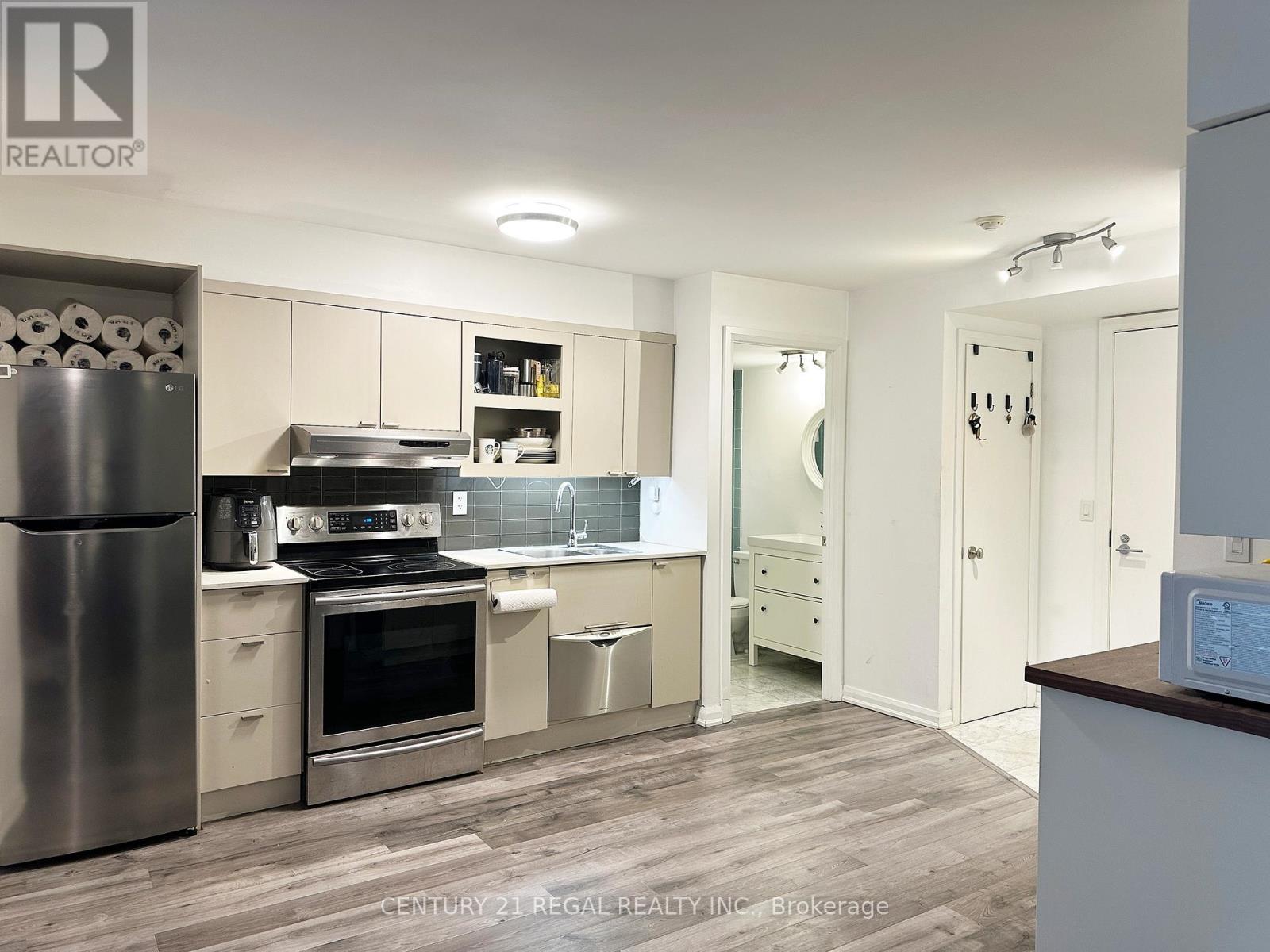 533 - 111 Elizabeth Street, Toronto, Ontario  M5G 1P7 - Photo 11 - C13137942