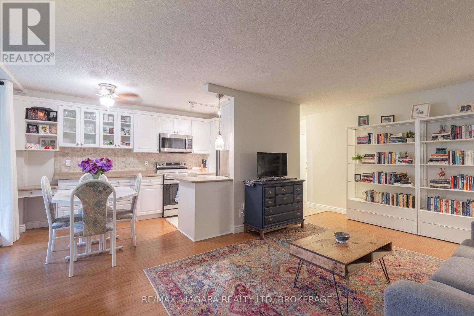 209 - 6390 HUGGINS STREET, Niagara Falls, Ontario