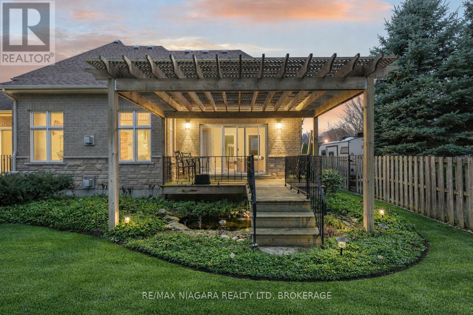 6775 Domenic Crescent, Niagara Falls, Ontario  L2J 4L5 - Photo 45 - X13175576