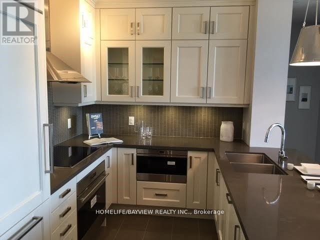 207 - 9 Stollery Pond Crescent, Markham, Ontario  L6C 0L1 - Photo 4 - N13175122