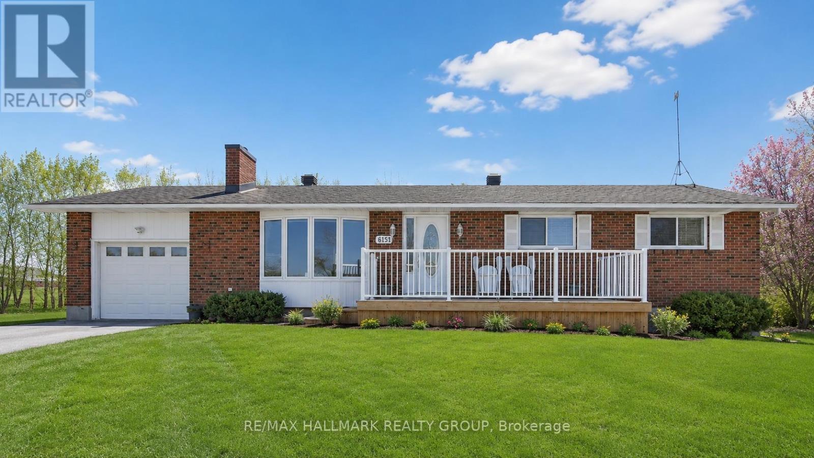 6151 Malakoff Road, Ottawa, Ontario  K0A 2Z0 - Photo 1 - X12933522