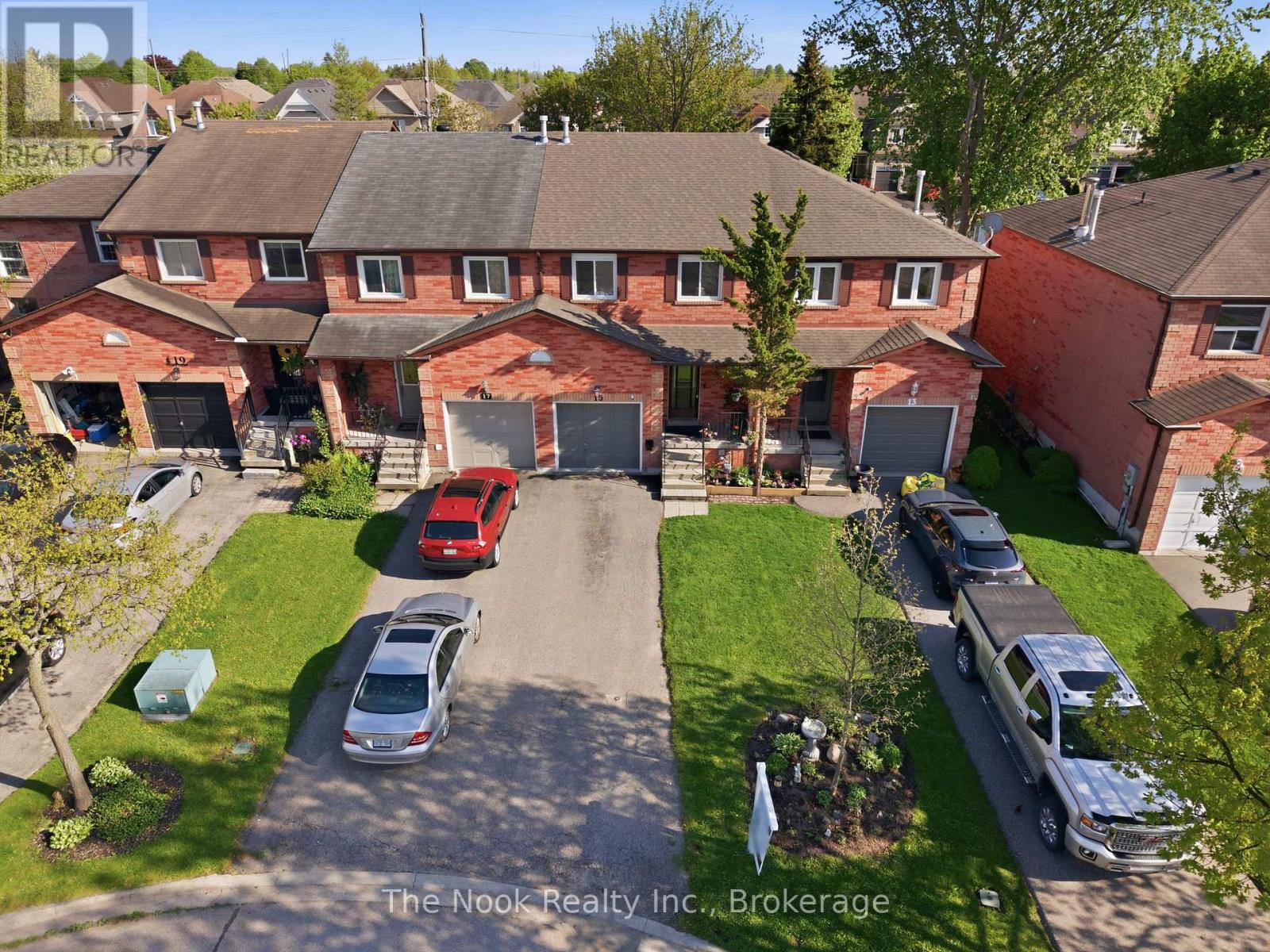 15 Chance Court, Clarington, Ontario  L1C 4S4 - Photo 2 - E13175760