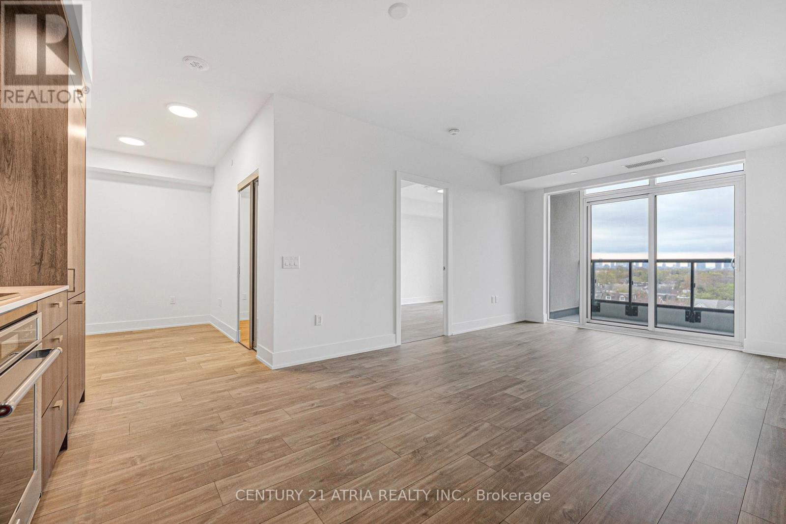 637 - 858 Dupont Street, Toronto, Ontario  M6G 0C1 - Photo 8 - W13134564