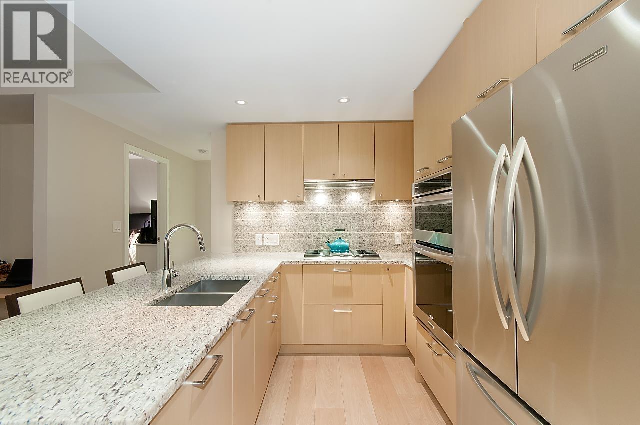 608 150 W 15th Street, North Vancouver, British Columbia  V7M 0C4 - Photo 4 - R3127991