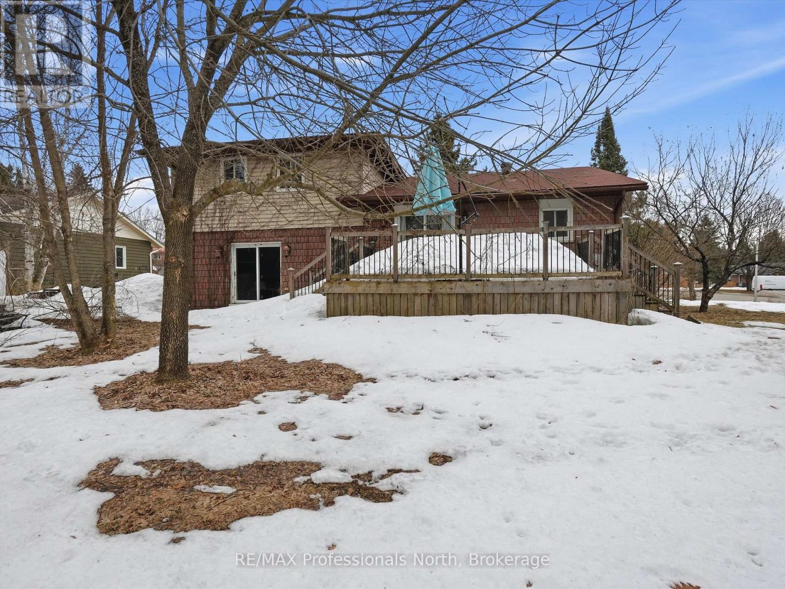 1 Glendale Road, Bracebridge (Monck (Bracebridge)), Ontario  P1L 1B3 - Photo 2 - X13175842
