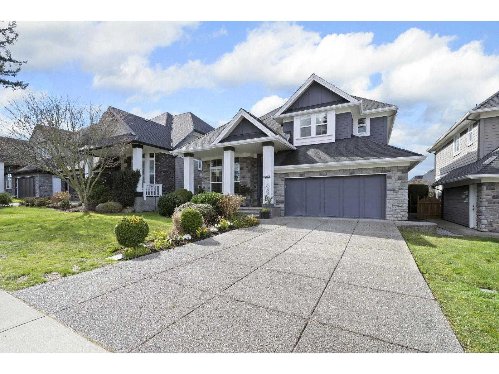 2653 164 Street, Surrey, British Columbia  V3Z 0E2 - Photo 1 - R3101013