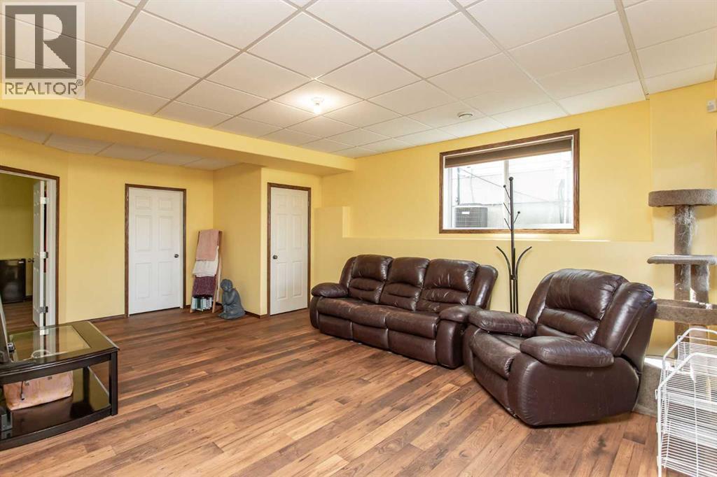 143 Inkster Close, Red Deer, Alberta  T4R 0A8 - Photo 17 - A2312504